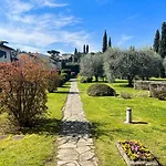 Paradise Convent Apartment
